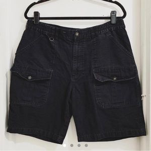VINTAGE BLACK CARGO SHORTS